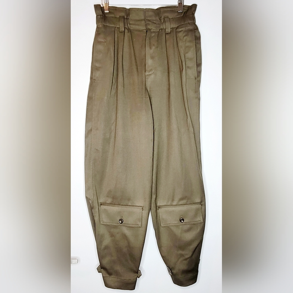 Banana Republic Paola Utility Pant w/ belt.  Like New.